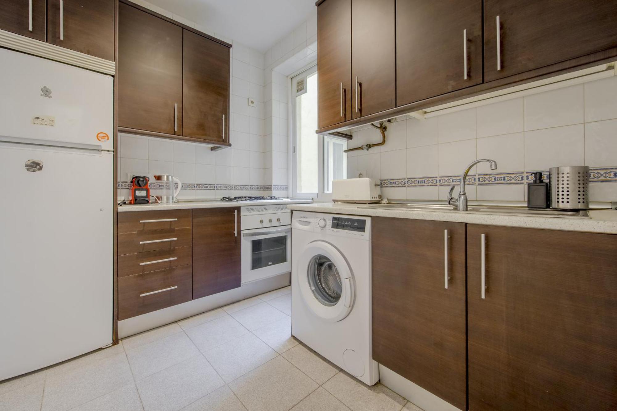 Classic Apt 7Pax En La Latina-Centro De Madrid Bagian luar foto